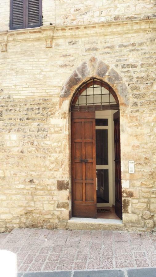 Palazzo Calocci Appartamenti In Assisi Exterior foto