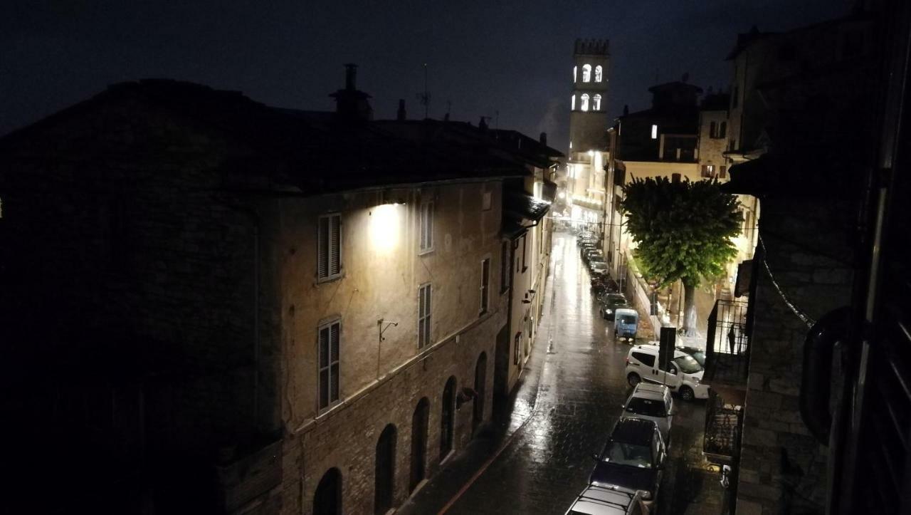 Palazzo Calocci Appartamenti In Assisi Exterior foto