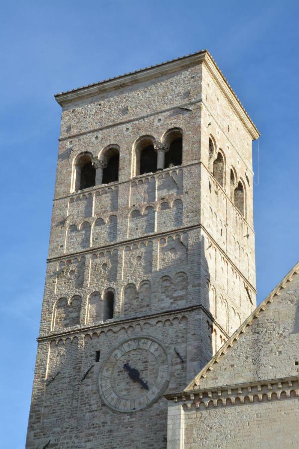 Palazzo Calocci Appartamenti In Assisi Exterior foto